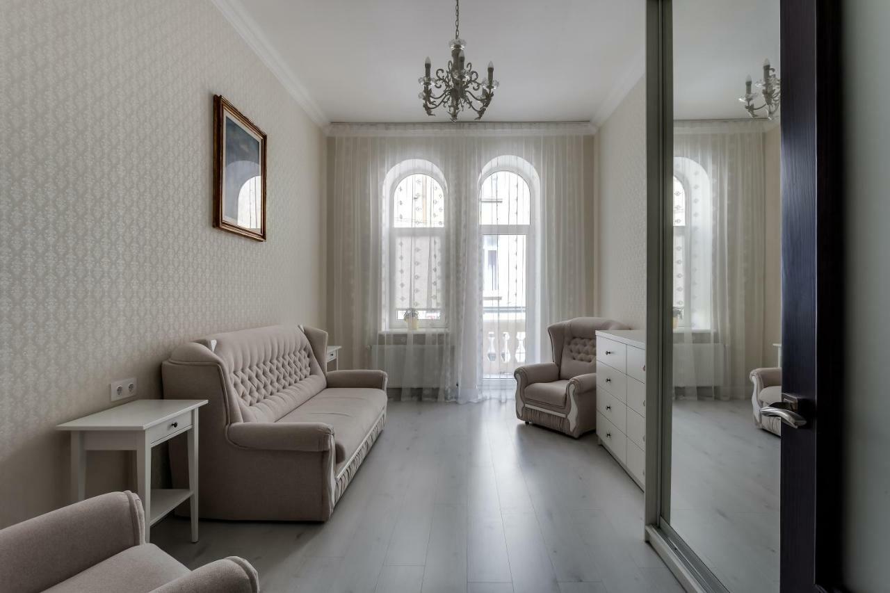 Lux In The Center Апартаменты *